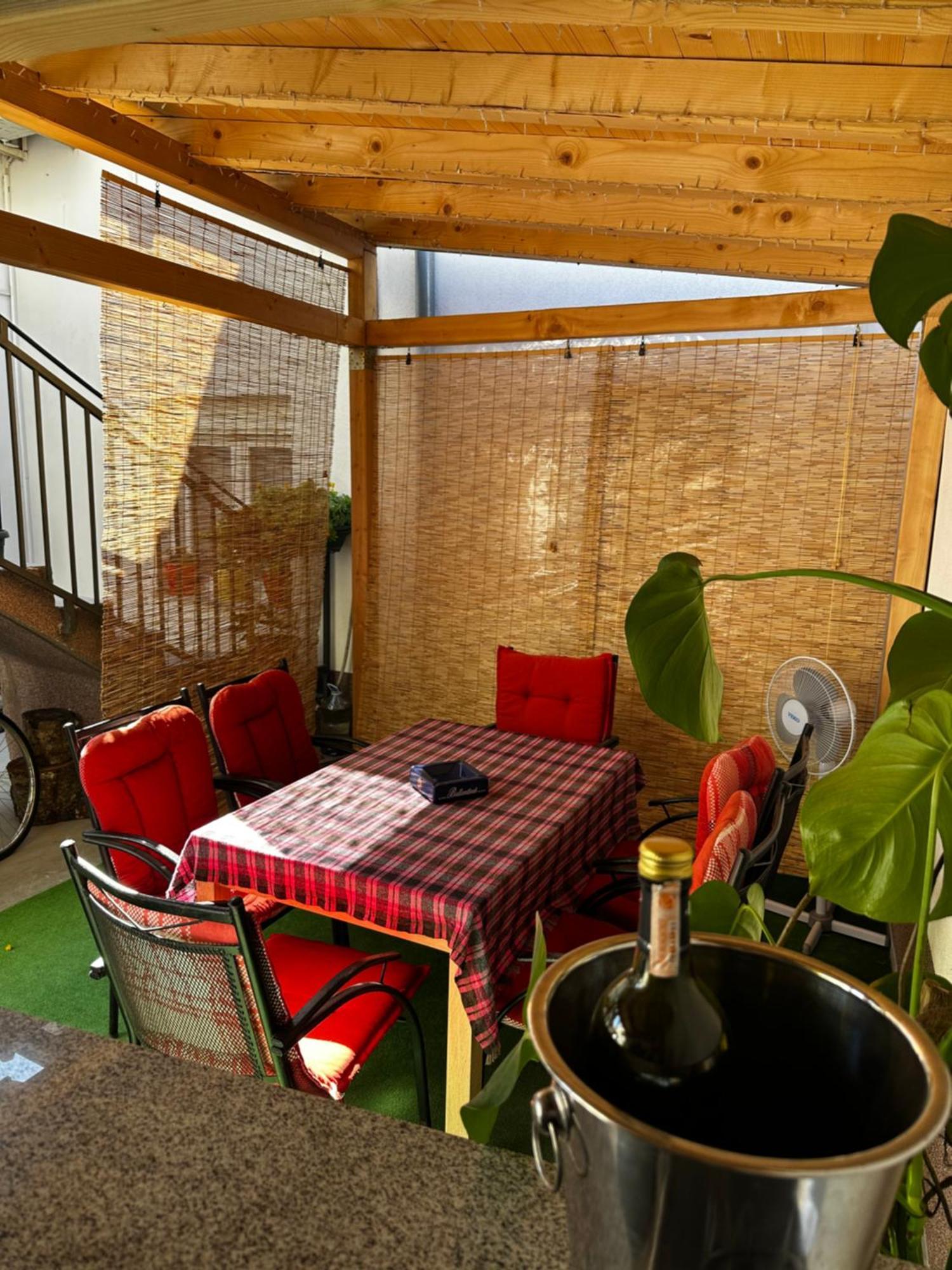 Guest House Nana Mostar Eksteriør bilde
