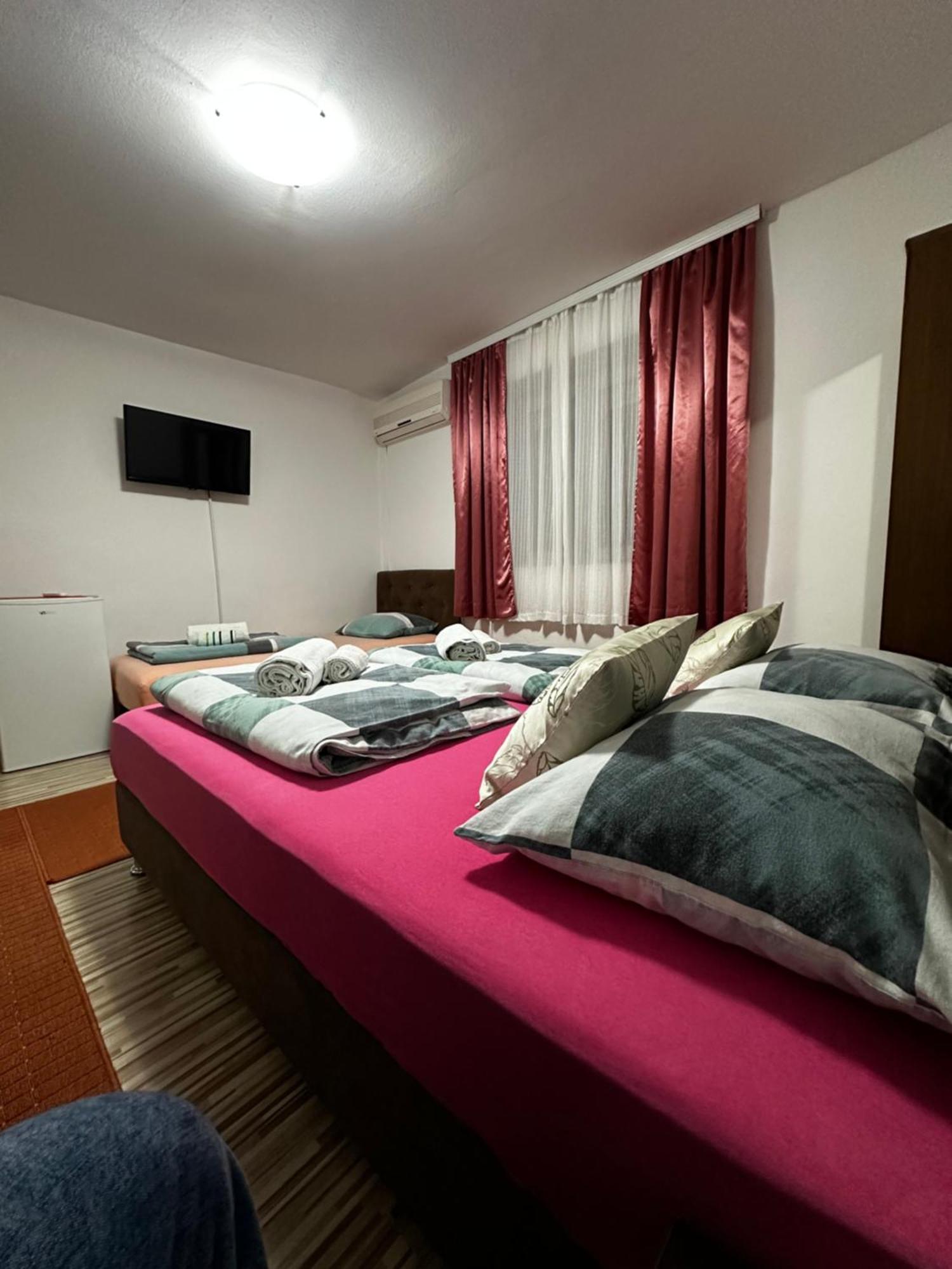 Guest House Nana Mostar Eksteriør bilde