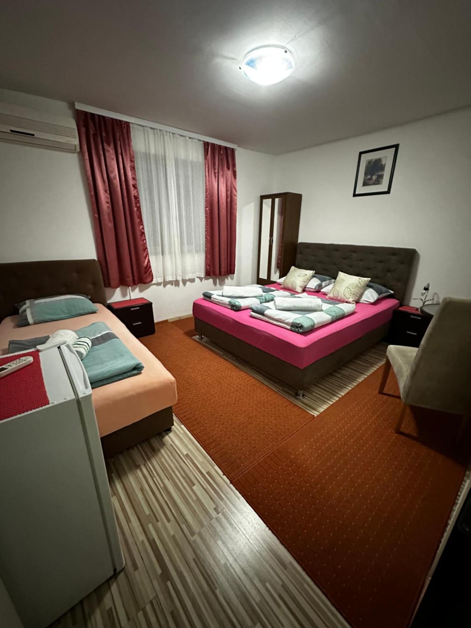 Guest House Nana Mostar Eksteriør bilde